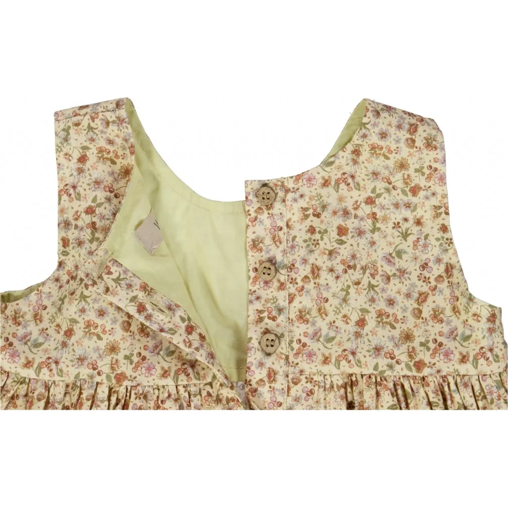 Pinafore Wrinkles - summer flowers